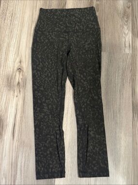 lululemon Olive Green Performance Leggings sz 2
